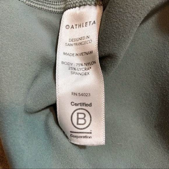 Athleta Salutation Stash Pocket 7/8 Tight Leggings Sage Green - Picture 12 of 13